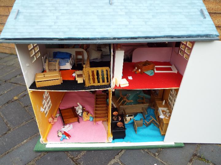 Three scratch built wooden dolls houses. Click on photographs to view each house. - Image 2 of 8