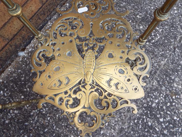 A pair of brass, three tier, cake stands with cast butterfly decoration, approximately 97 cm (h). - Image 3 of 3