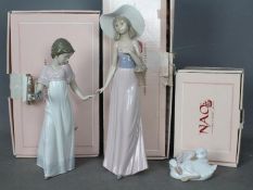 Nao - Three boxed figurines comprising T