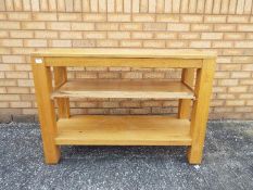 A small console table measuring approximately 78 cm x 110 cm x 40 cm.