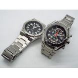 Two gentleman's Pulsar watches comprising model YM62-X159 and VX42-X222.