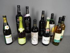 Lot to include wine, sherry, port, ten bottles in total.