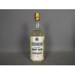 Gin - A 26⅔ Fl Ozs bottle Of Booth's Finest Dry Gin, 70° proof, a 1960's bottling, level low neck.
