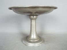A Tudric comport with planished finish, marked 01388 to the base, approximately 17 cm (h).