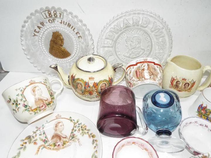 Royal Commemorative Ceramic / Glass Collection # 12 - 19th Century, Victorian and later. - Image 4 of 7
