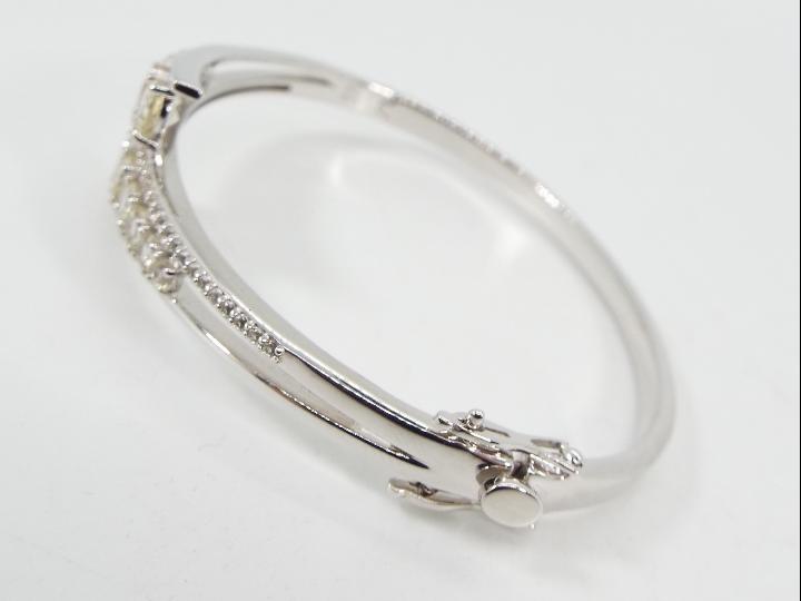A Serenite & White Topaz and Silver bangle ATGW 3. - Image 4 of 7