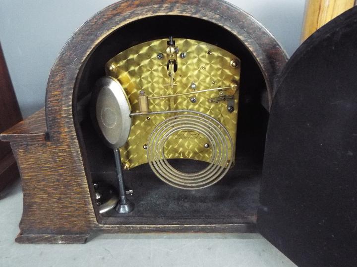 Lot to include a Telavox, wood cased clock, - Image 6 of 7