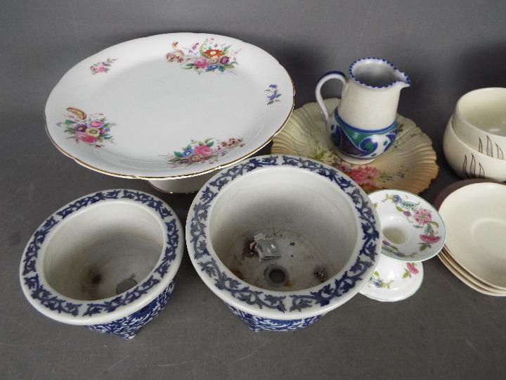 Ceramics to include a Royal Worcester fl - Image 2 of 2