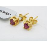 A 0.41ct Burnese Ruby Midas earrings, i