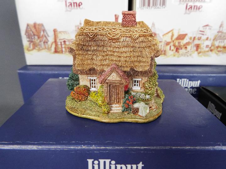 Twenty boxed Lilliput Lane models to include The Spinney, Chestnut Cottage, Hollytree Cottage, - Image 3 of 3