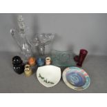 A mixed lot to include a Mdina bottle and stopper, studio pottery, decorative glass and similar.