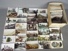 Deltiology - In excess of 500 largely early period UK cards with some subjects and interest in the