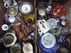 A mixed lot comprising ceramics to include a Denby salt pig, Japanese vases, Royal Doulton,