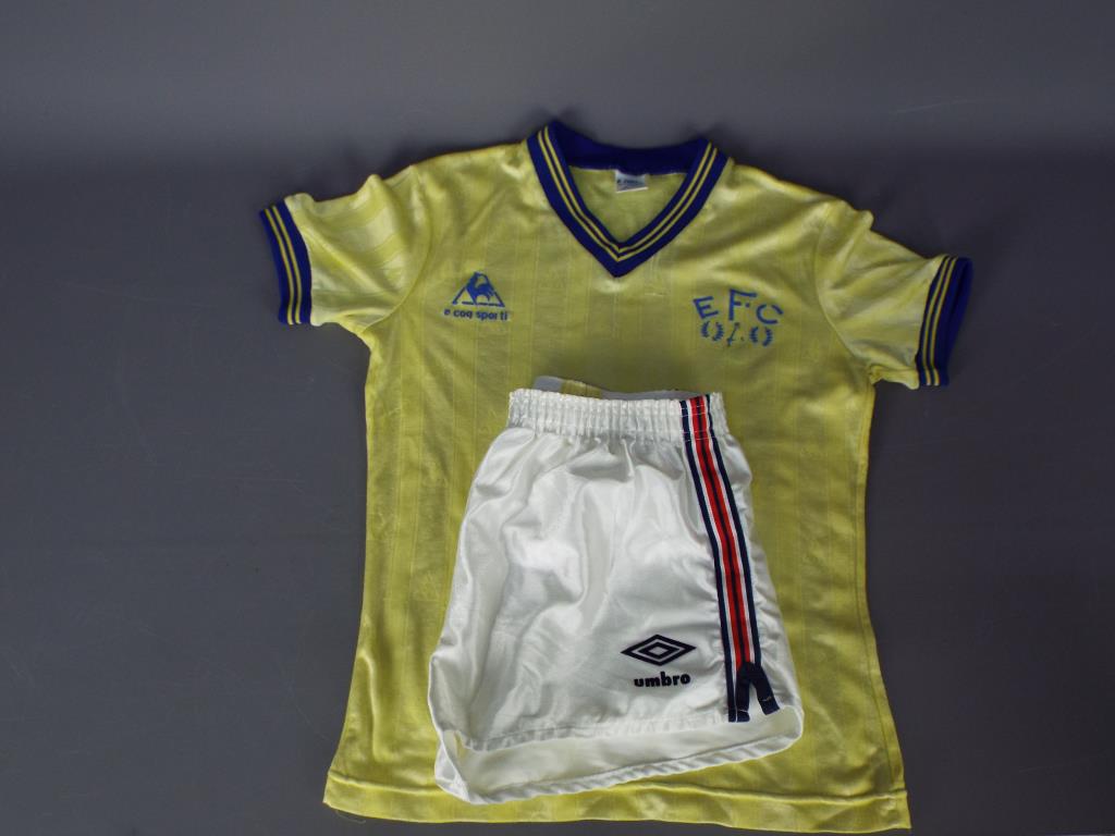 A collection of vintage, replica football shirts, 1980's and later, varying sizes. - Image 9 of 15