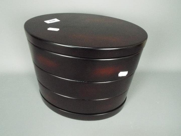 A mahogany three drawer swivel jewellery box containing a quantity of jewellery to include - Image 6 of 6