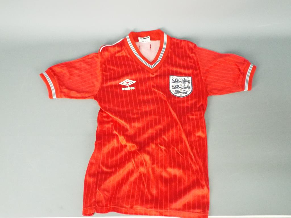 A collection of vintage, replica football shirts, 1980's and later, varying sizes. - Image 11 of 15