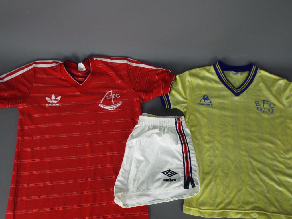 A collection of vintage, replica football shirts, 1980's and later, varying sizes. - Image 7 of 15