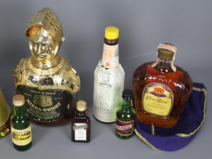 Lot to include a 500ml bottle of Crown Royal whisky 80 proof, 1974, a small quantity of miniatures, - Image 3 of 3