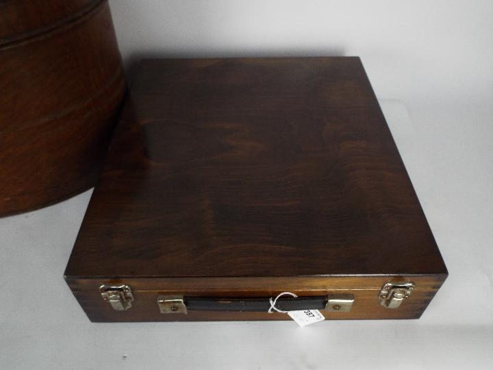 A Victorian, painted tin hat box, approximately 29 cm (h) and a wooden case with fitted interior. - Image 3 of 5