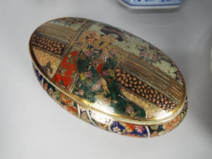 A quantity of mixed ceramics to include Carltonware Rouge Royale, Japanese, blue and white, - Image 6 of 9