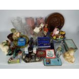 Mixed lot to include trinket boxes, glassware, ceramics, boxed gift ware, money banks and other,