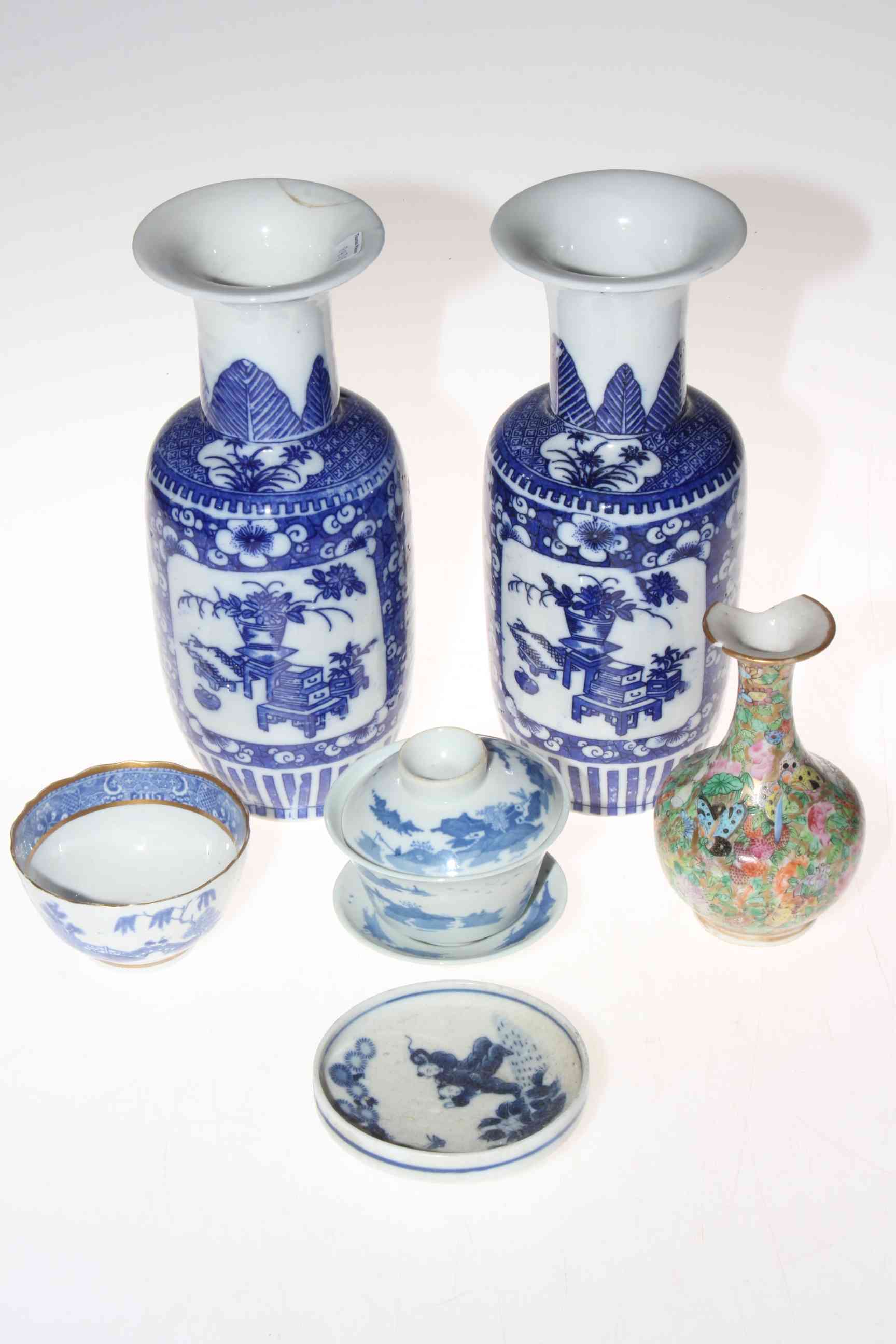 Double tray lot with sixteen Oriental pieces including pair lidded jars, - Image 3 of 6