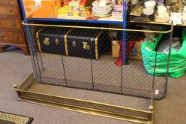 Late Victorian wire fire guard with brass top rail (137cm internal width), and,