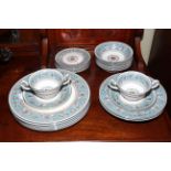 Wedgwood Florentine dinnerware W2714, to include five 10½ inch dinner plates,