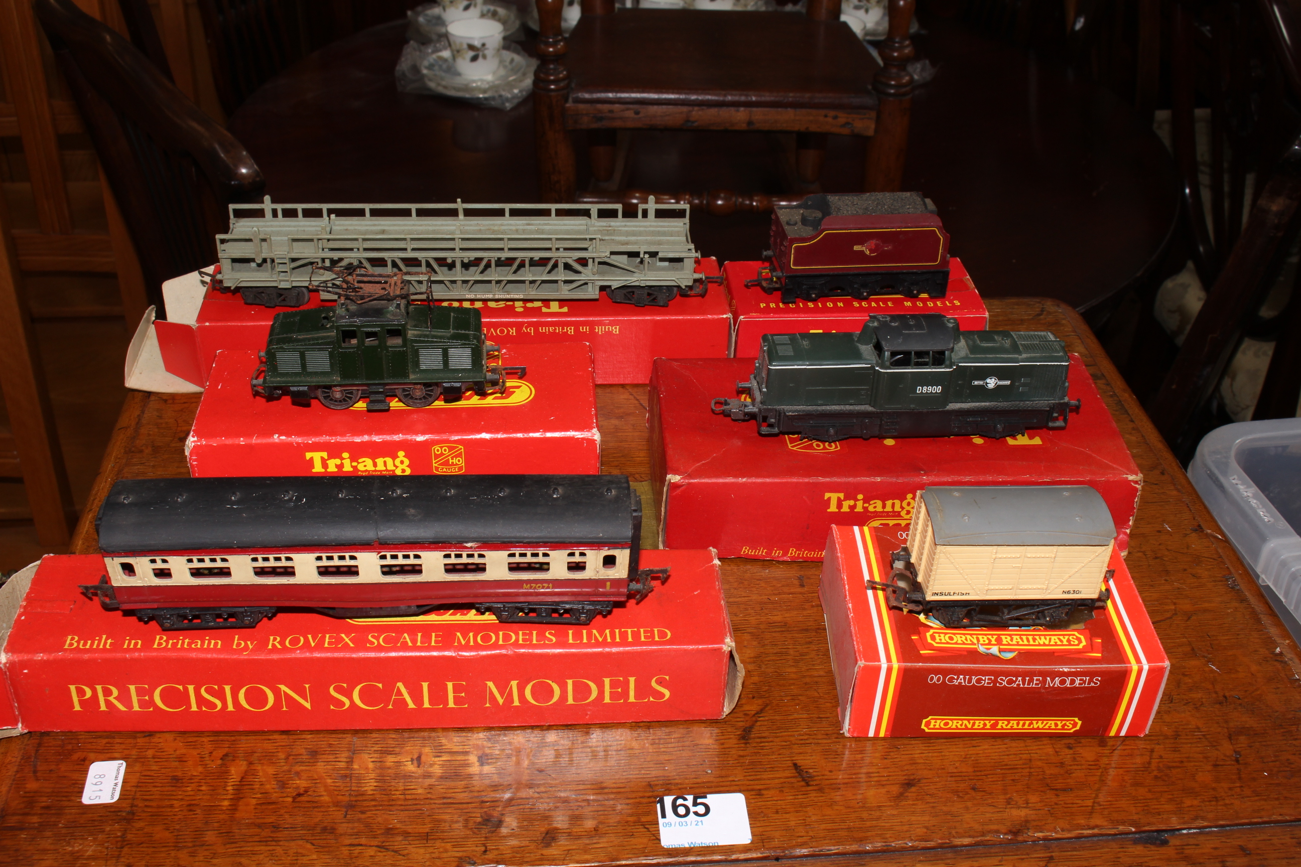 Four boxes of Triang railway accessories and four boxed sets (sold as seen). - Image 11 of 11