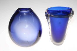 Art Glass comprising Jane Charles blue vase, 23.