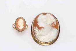 18 carat gold mounted carved cameo brooch 5cm by 3.75cm, and, 9 carat gold ring (2).