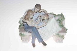 Lladro 'A Priceless Moment' No. 8056, 18cm, with box and certificate. Condition: Good.