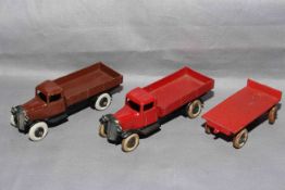 Pre War Dinky 25 Series Lorry's with type 2 chassis, 25a Covered Wagon,