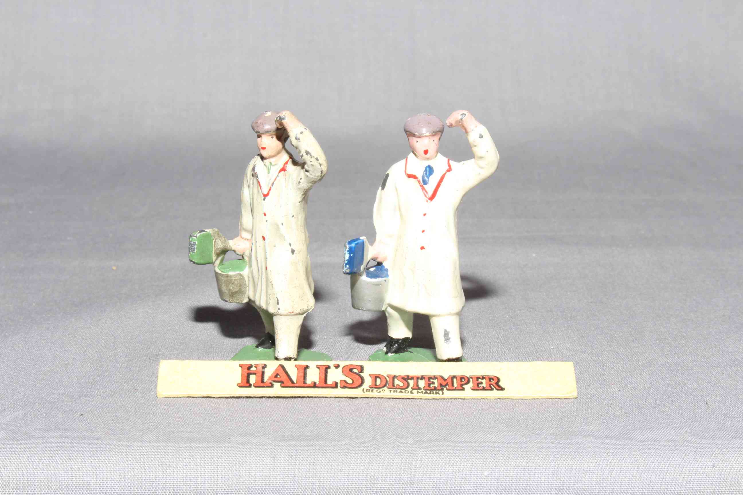 Hornby Series Hall Distemper Set. Excellent unboxed.