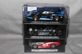 3 Fly Slot Cars Porsche 911 GT1 Knock Out, Dodge Viper Foot Locker, Marcos 600 Cromo Edicion.