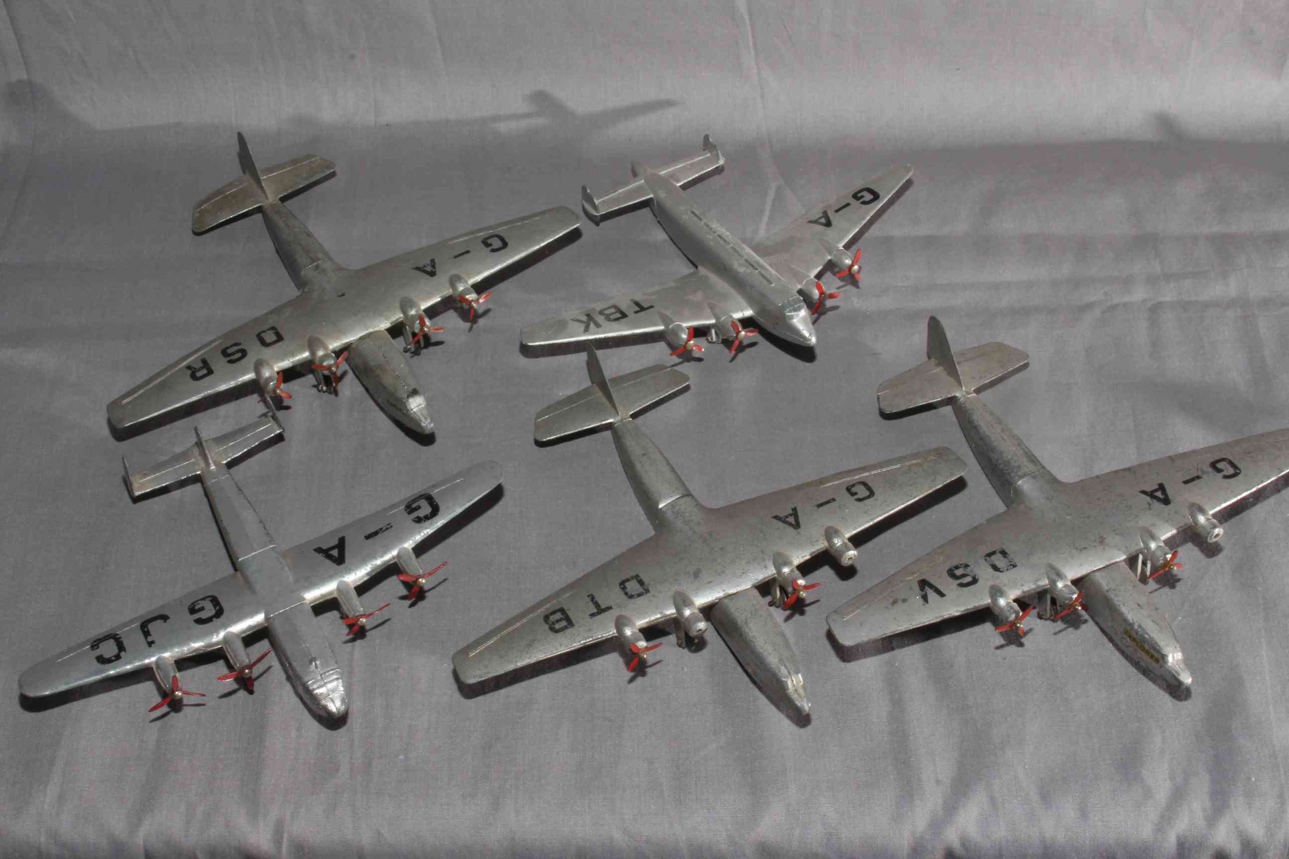 Nine Dinky aircraft Caravelle SE 210, Viking, York, Ensign and Armstrong Whitworth. - Image 2 of 2