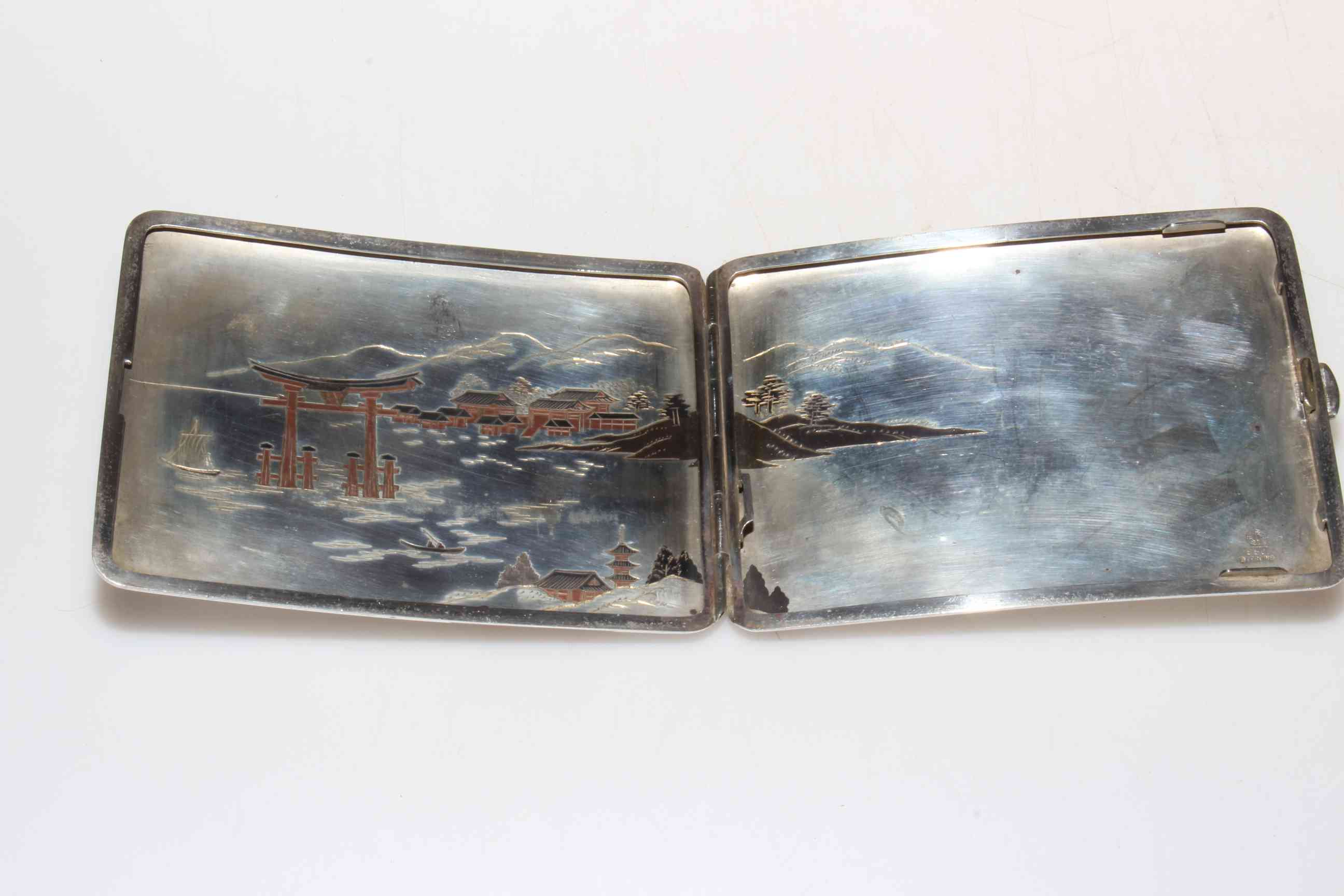 Japanese silver cigarette case with inlay landscape decoration to external and internal, - Image 3 of 3