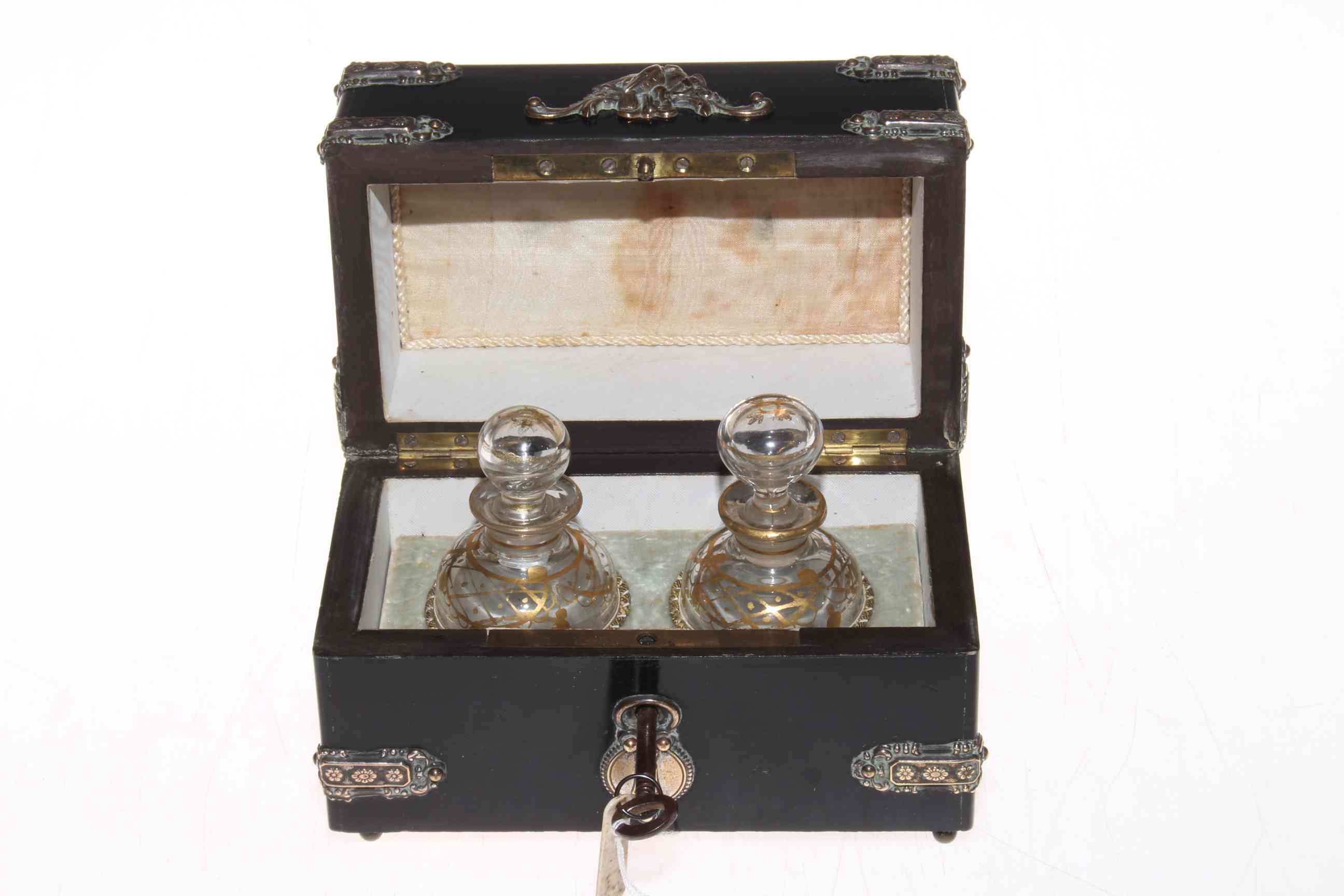 Fine Continental perfume casket, the interior with two gilt decorated bottles, - Image 3 of 3