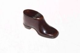 Early 19th Century 'leather boot' snuff box, with detailed sole and heel, 10cm length.