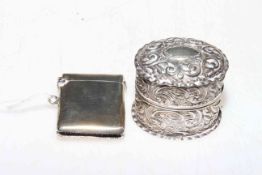 Edwardian silver vesta, Birmingham 1901, together with embossed silver ring box (2).