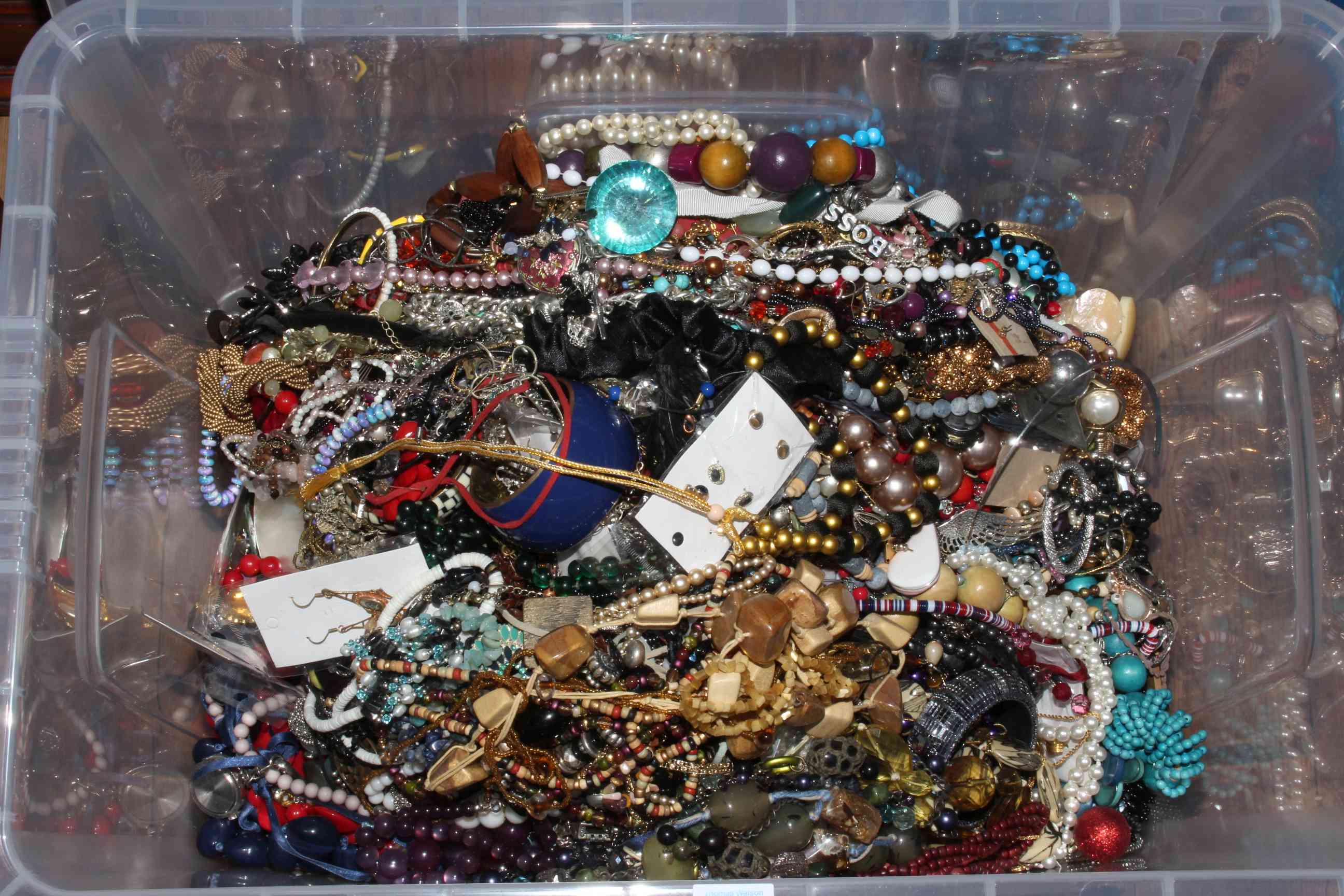 Large box of costume jewellery. - Image 2 of 2