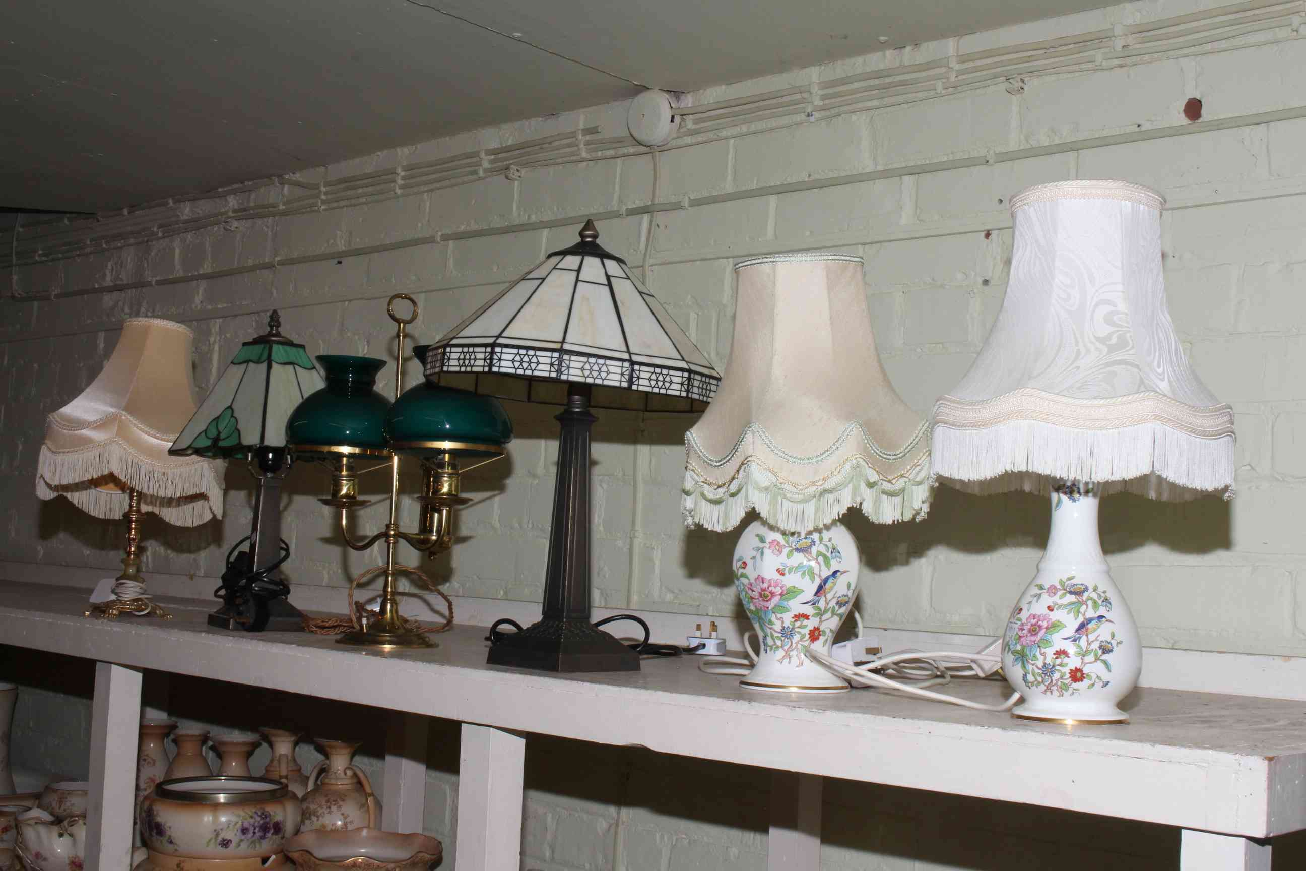 Six table lamps including Aynsley Pembroke, Tiffany style, etc.