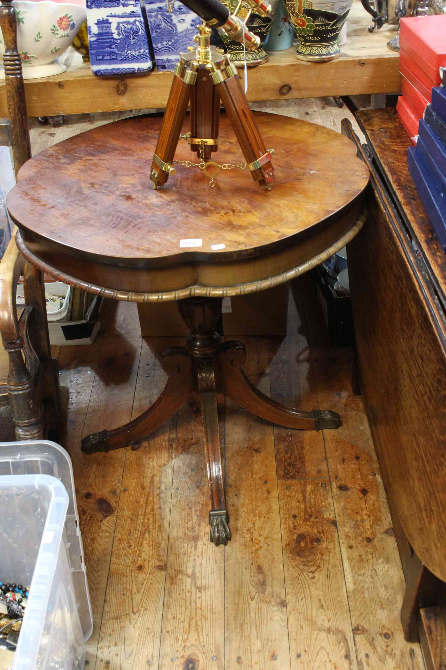 Antique jointed oak gate leg dining table and mahogany circular shaped top pedestal occasional - Image 2 of 2