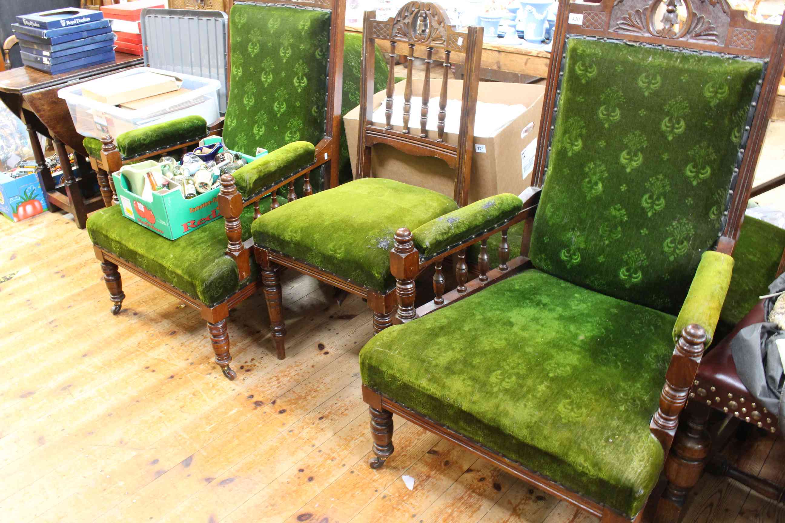 Edwardian six piece parlour suite comprising chaise longue, pair armchairs and three side chairs.