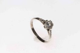 18 carat white gold solitaire diamond ring, the 0.
