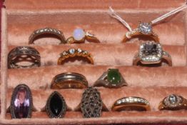 Small jewellery box with collection of 13 various rings.