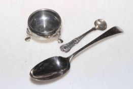 George III silver open salt and tablespoon, and salt spoon, Glasgow 1838 (3).