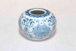 Chinese blue and white brush pot having stylised flower decoration with six character mark, 6cm.