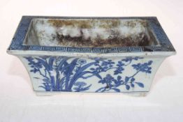 Chinese blue and white planter, 25.5cm across.