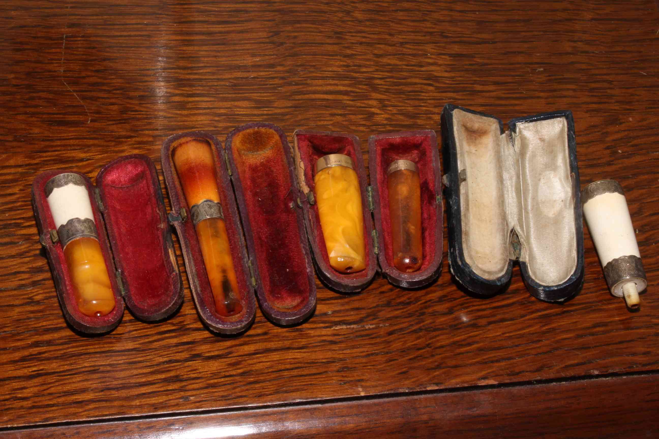 Large collection of assorted pipes, cases, - Image 2 of 2